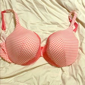 Cacique Lightly Lined T-Shirt Bra - Pink Gingham